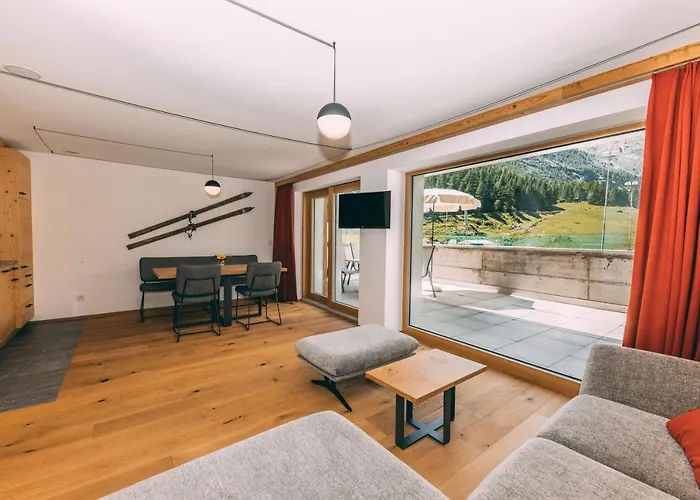 Belmont Aparthotel 4*