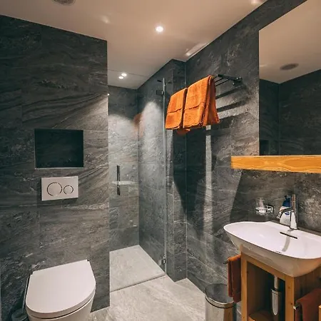 Hotel apartamentowy Belmont *